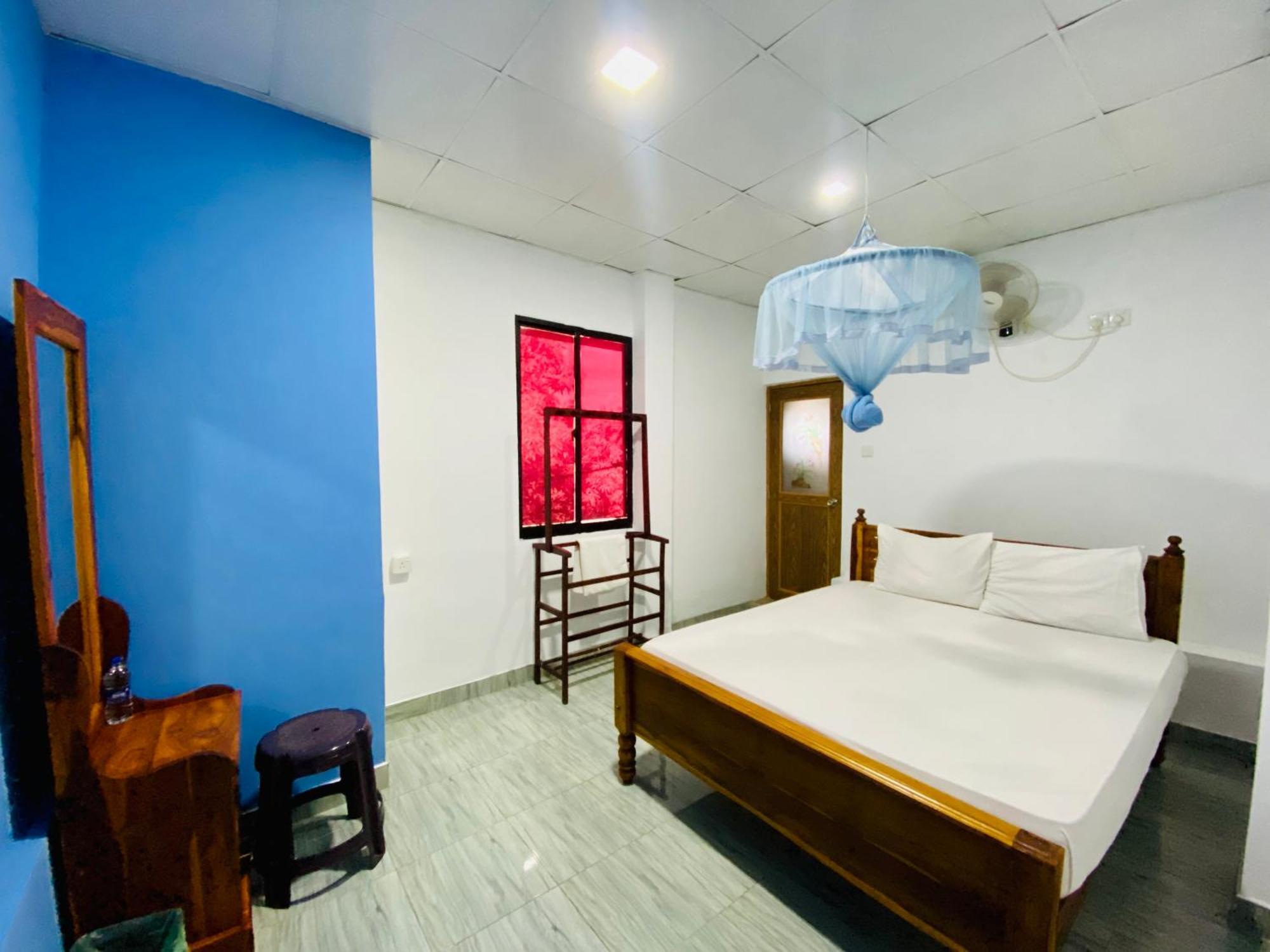 Montana Rest Hotel Anuradhapura Bagian luar foto
